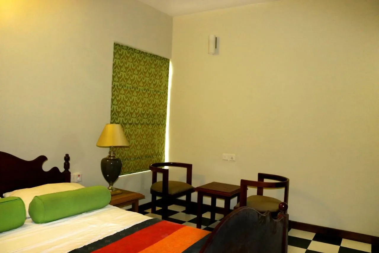 Earl'S Red Kandy Hotel 0*,  Sri Lanka